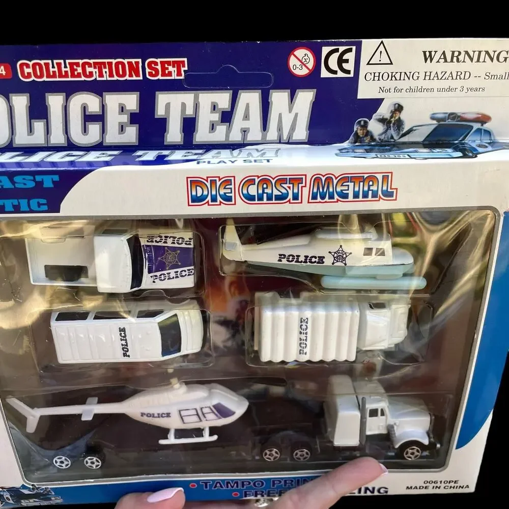 Police Team Die Cast Toy Vehicles 6 Piece Set Metal & Plastic New In Package